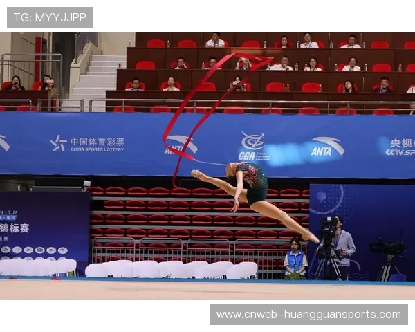 艺术体操个人全能15岁王淇摘银,称向王子露学习自控力 艺术体操个人全能15岁王淇摘银,称向王子露学习自控力